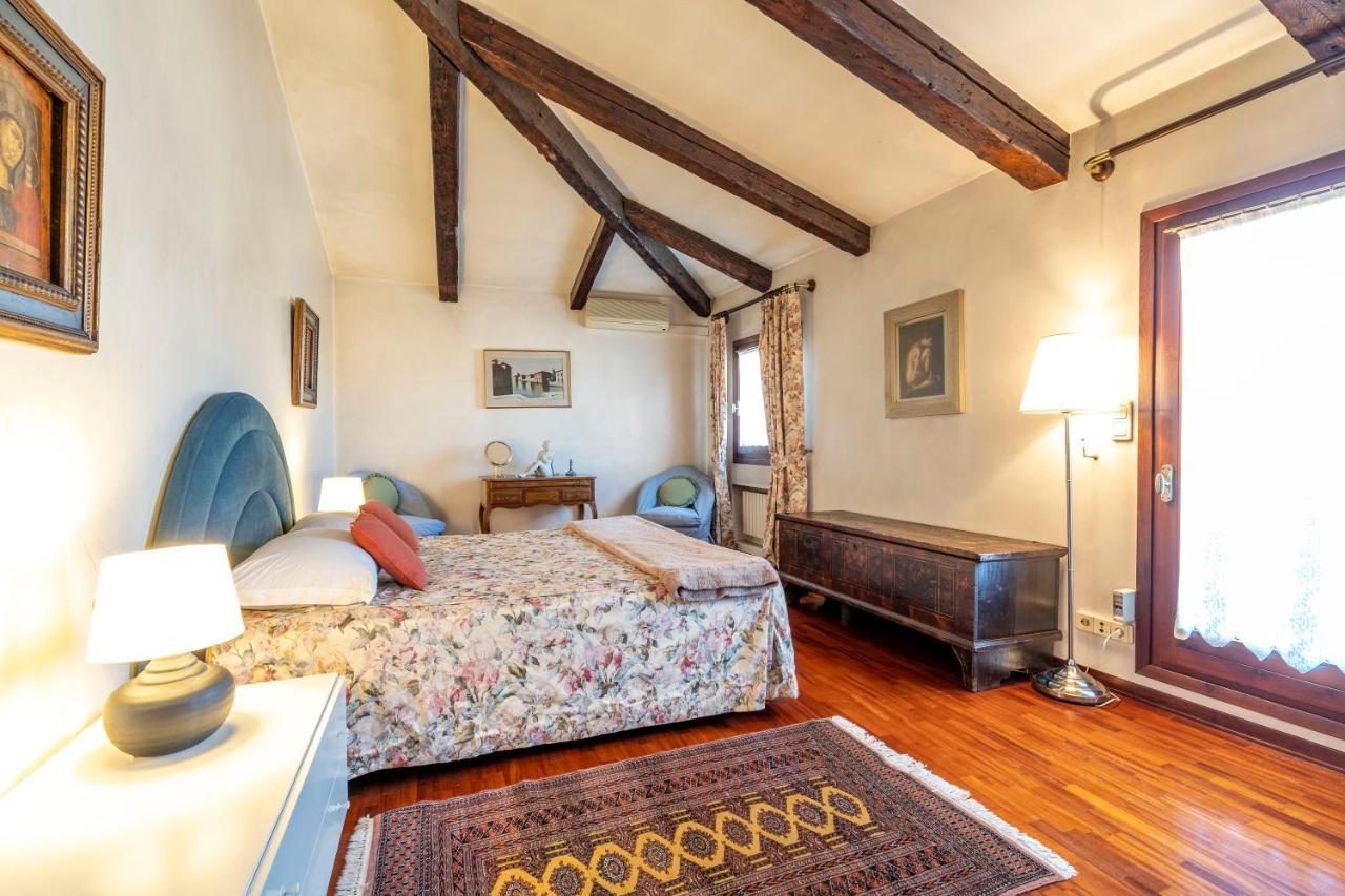 Appartamento Palazzo Gradenigo *