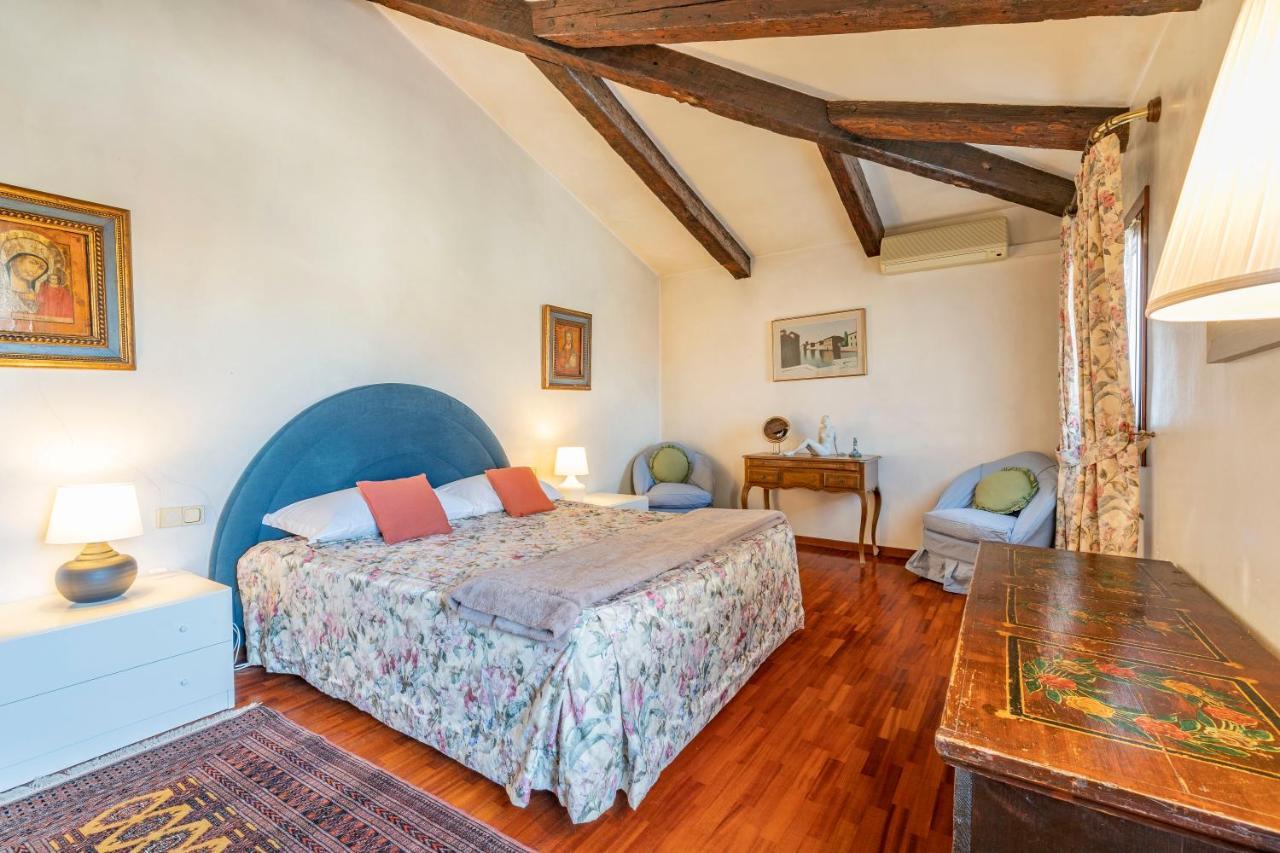 Appartamento Palazzo Gradenigo *
